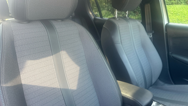 Peugeot 208 1.2 PureTech 100 Allure Premium + 5dr Petrol Hatchback